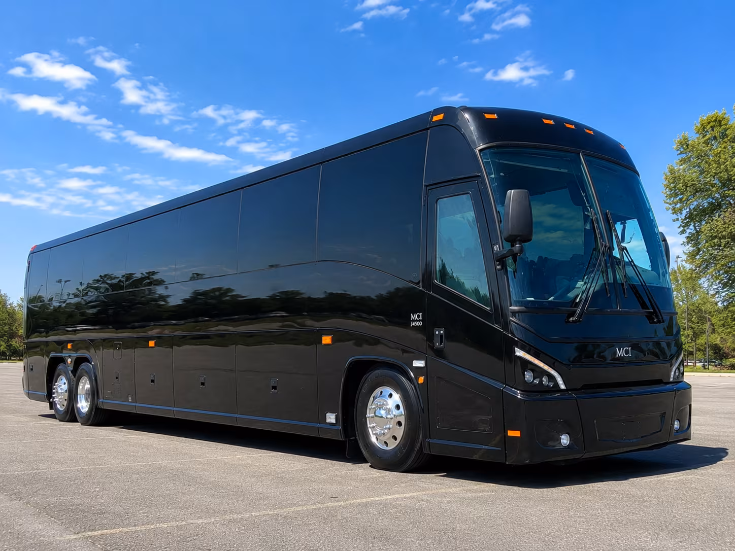 long distance charter buses from waterbury to boston games