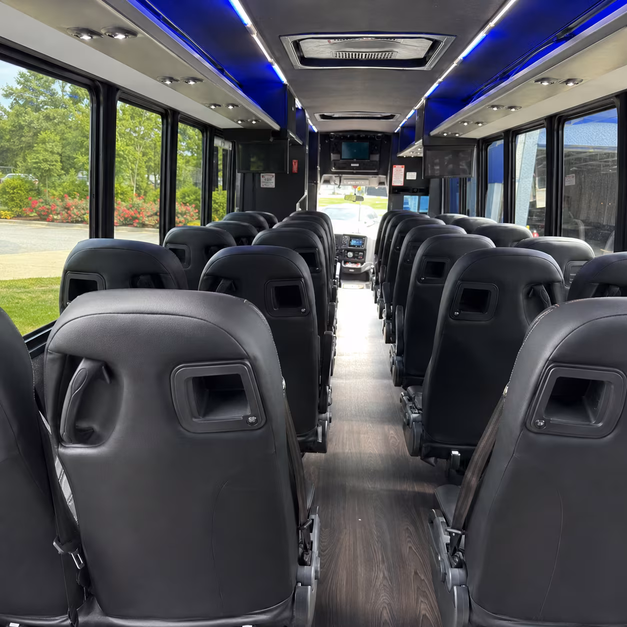 reserve transportation for your next wedding 4