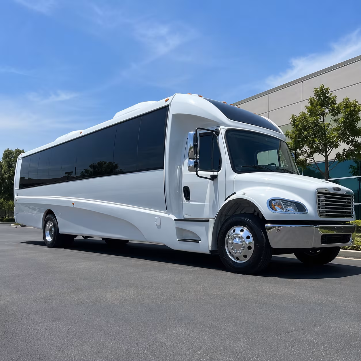 waterbury 18 passenger minibus