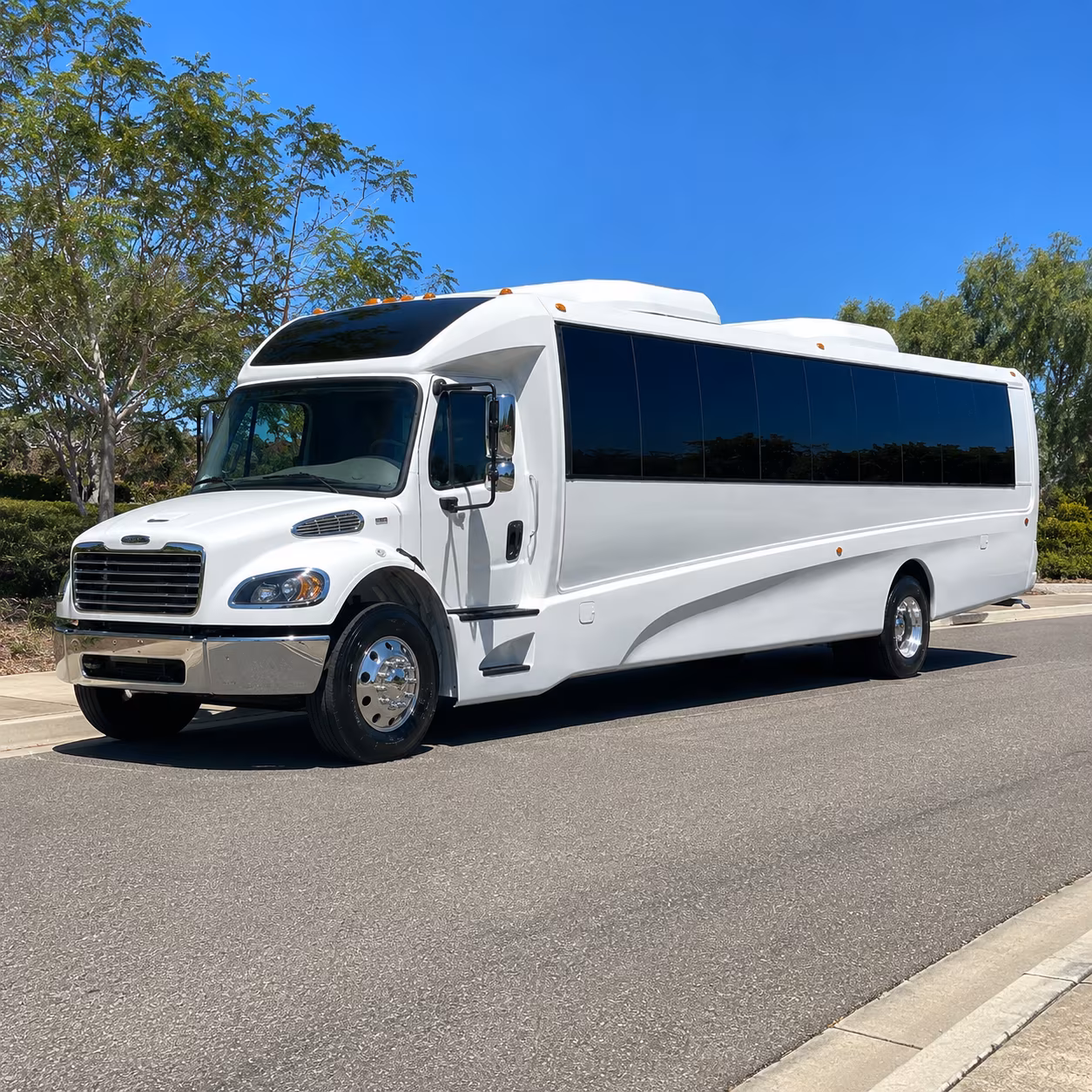 waterbury 20 passenger minibus